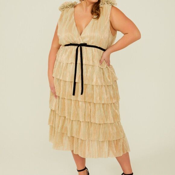 ARULA Dresses & Skirts - Arula Gold Party Cocktail Shimmer Sleeveless Plus Size Curvy Ruffle Dress 2X NWT